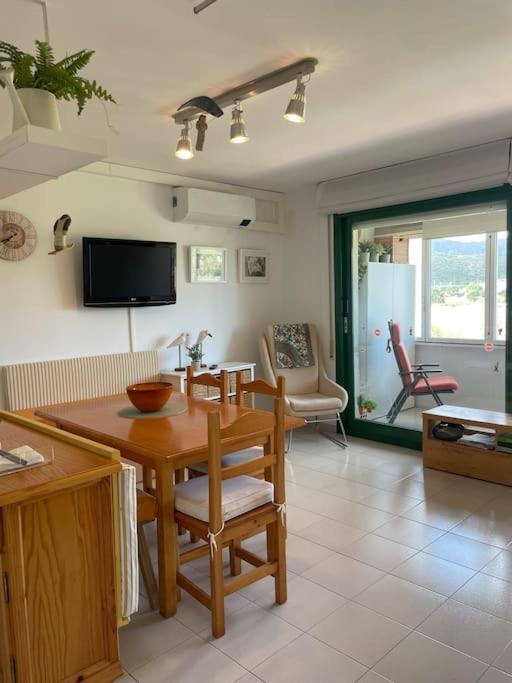 Apartamento Con Piscina En Llança מראה חיצוני תמונה
