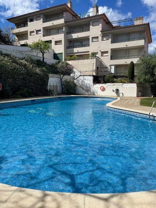 Apartamento Con Piscina En Llança מראה חיצוני תמונה