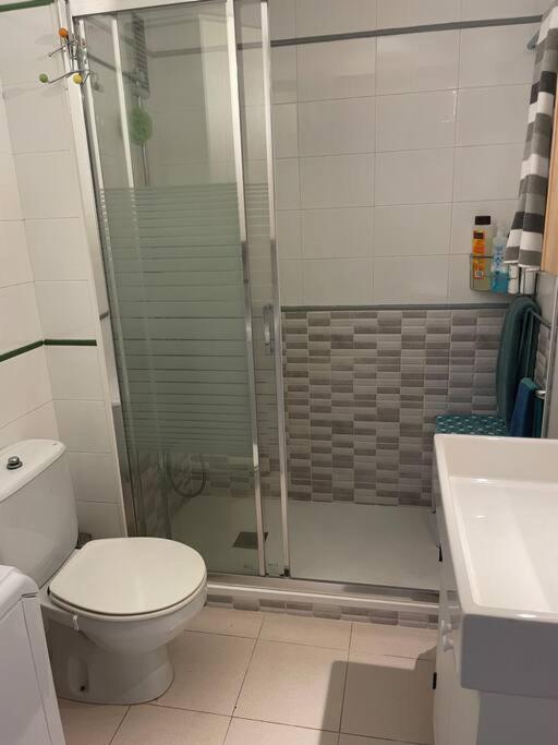 Apartamento Con Piscina En Llança מראה חיצוני תמונה